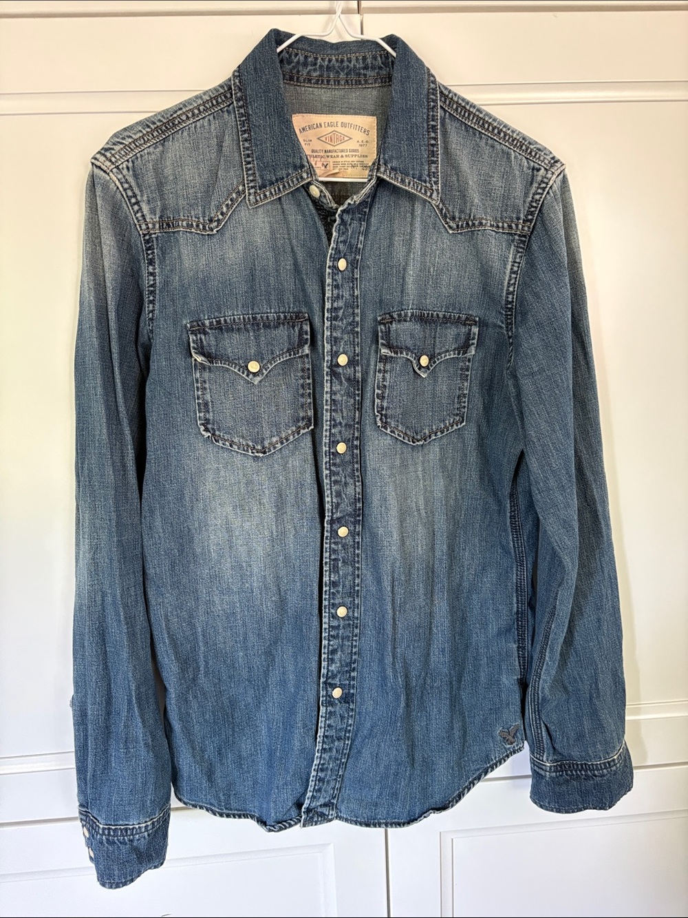 AMERICAN EAGLE 🦅 Women’s Western-Style Denim Snap-Buttons Long Sleeve Shirt